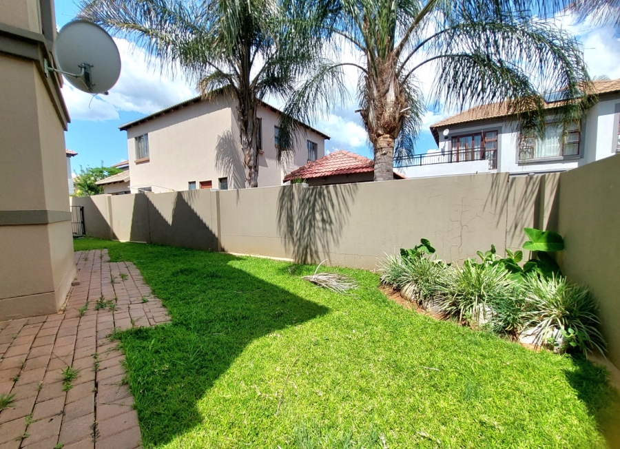 3 Bedroom Property for Sale in Gateway Manor North West